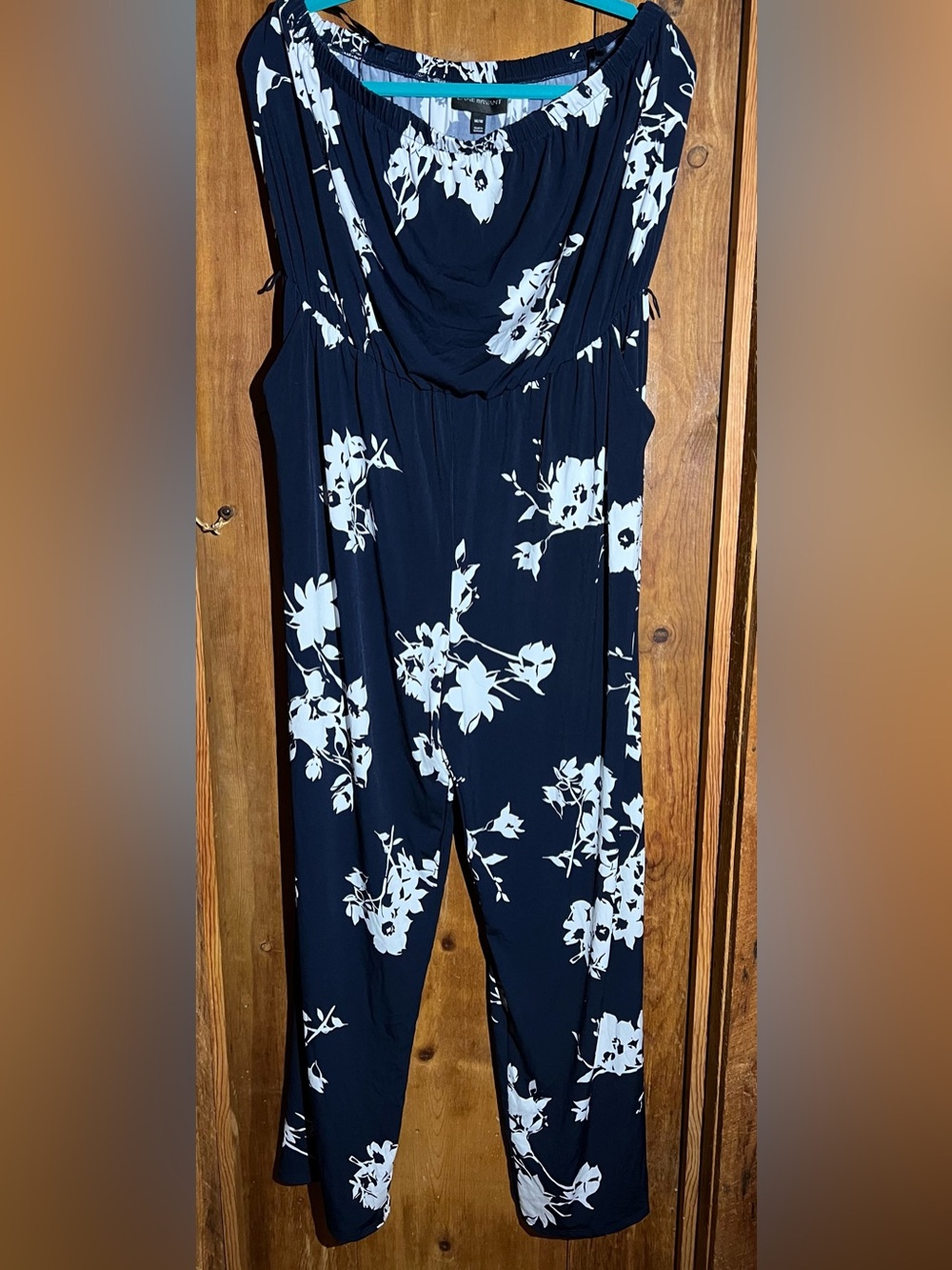 Lane Bryant Sleeveless Navy Floral Jumpsuit - White Floral Print
